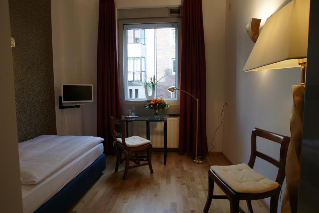 Hotel Stern Düsseldorf Kamer foto
